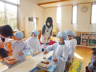 給食当番体験